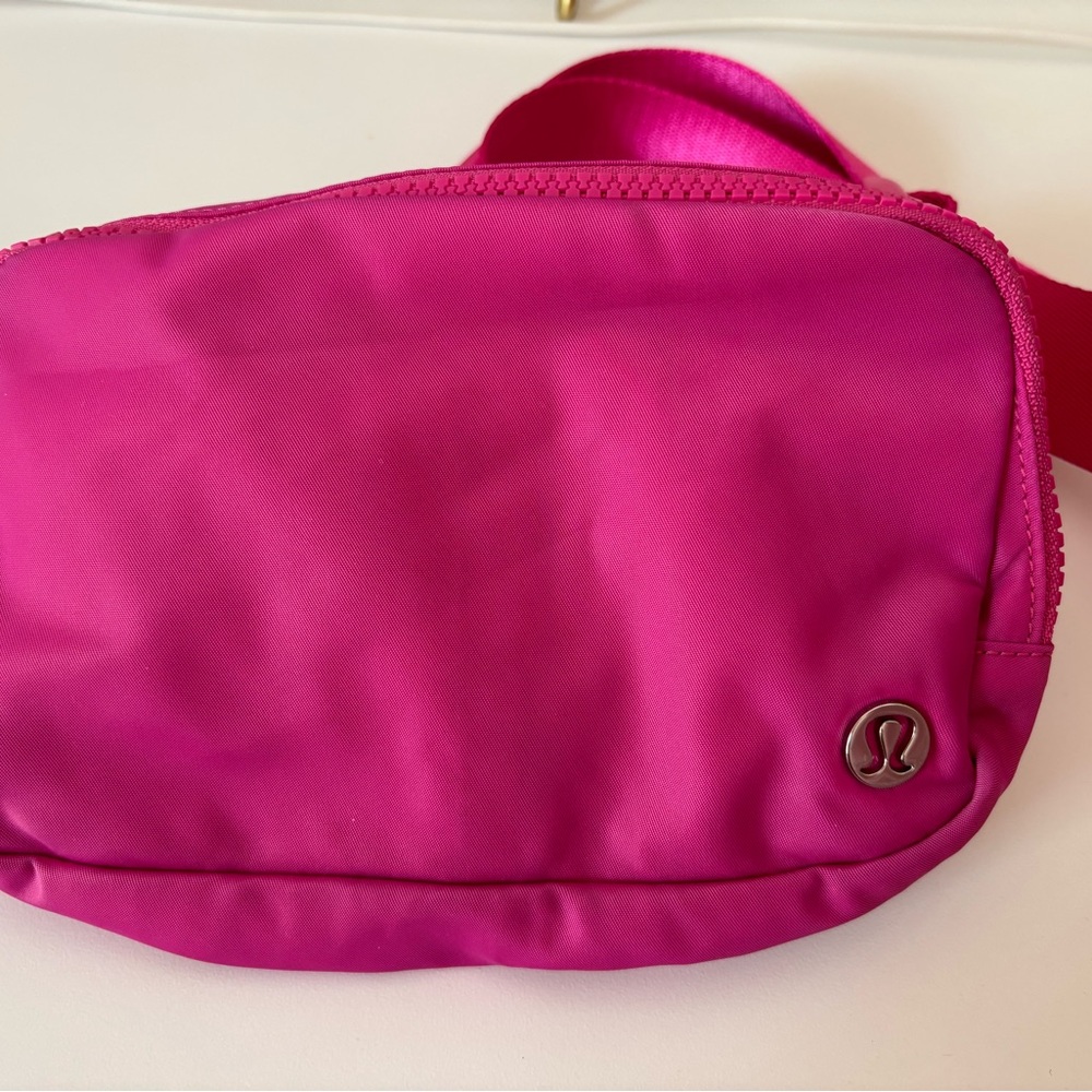 lululemon athletica sonic pink Crossbody Bag